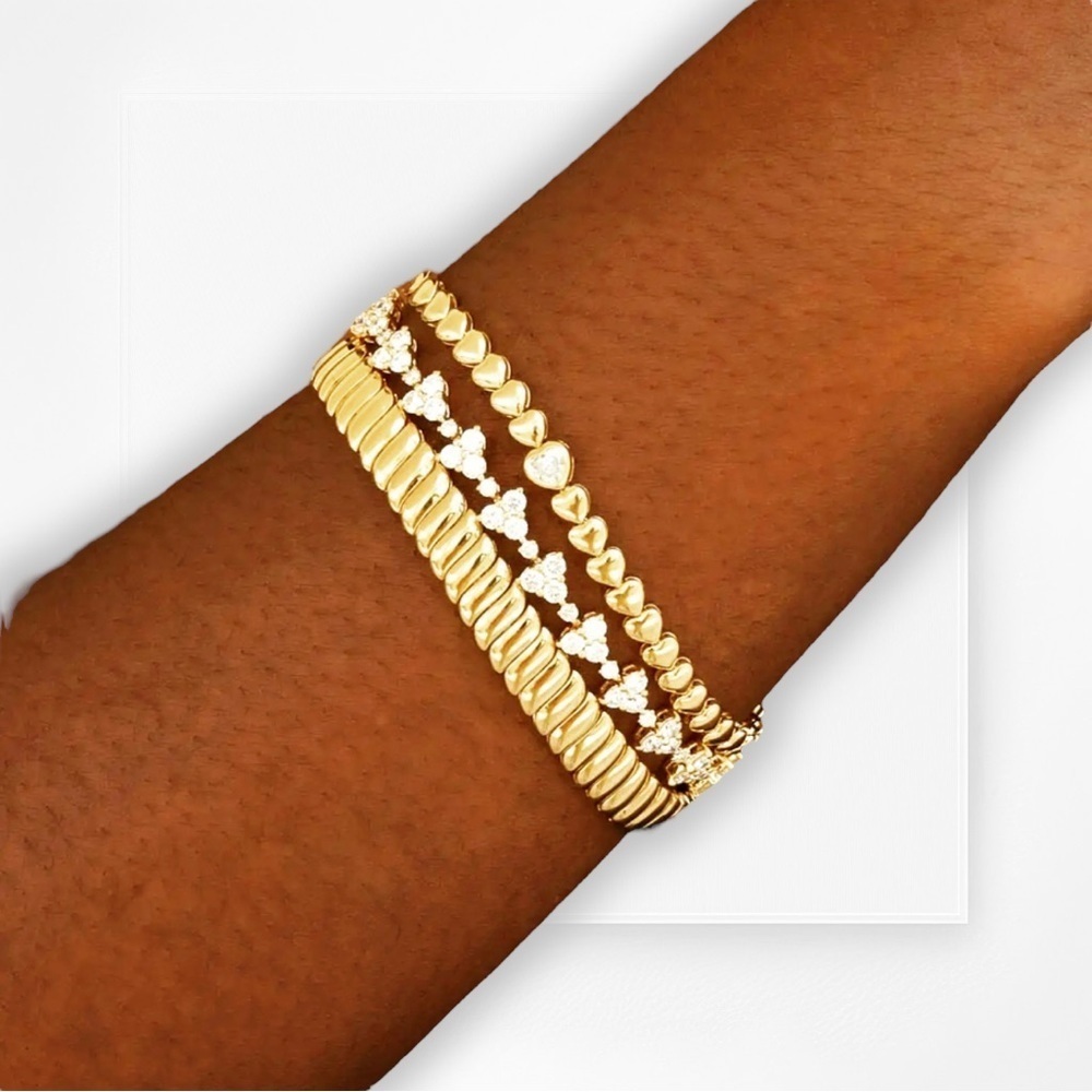 NEW Gold-Plated Heart Shaped Tennis Bracelet w/ Single CZ Heart - 19cm Long - Picture 15 of 16